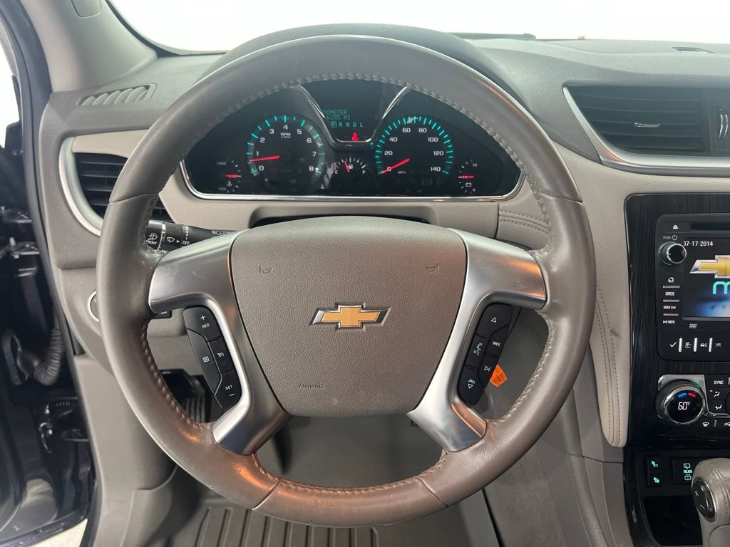Used 2016 Chevrolet Traverse LT FWD image 11