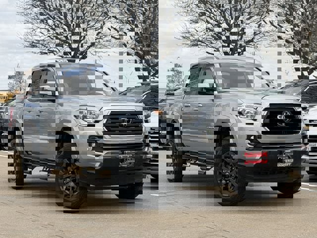 Used 2023 Toyota Tacoma SR5 image 4