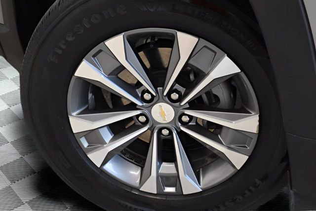 Used 2025 Chevrolet Equinox LT image 30