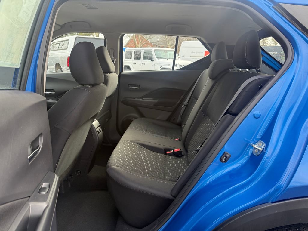 Used 2023 Nissan Kicks SV image 14