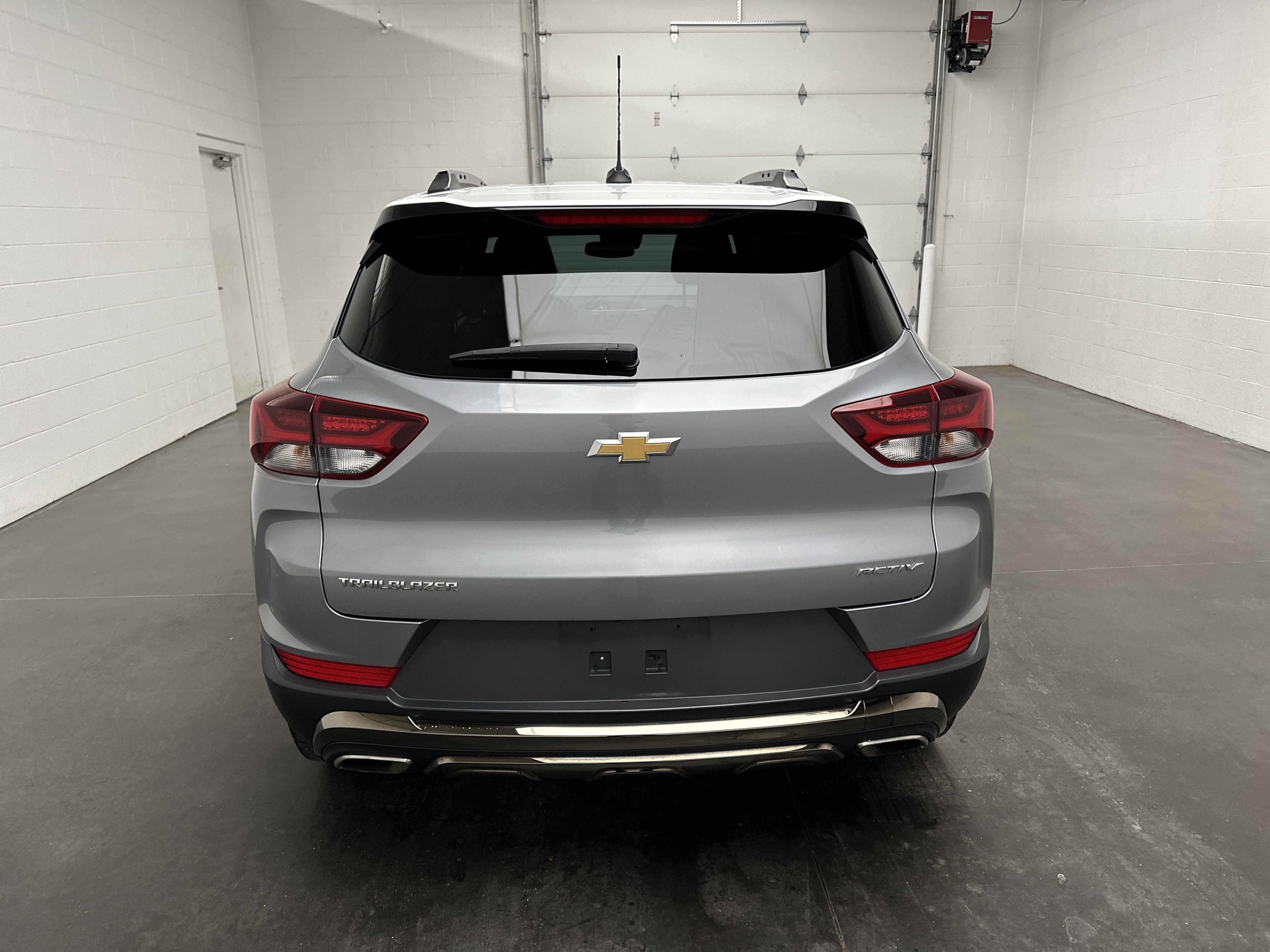 Used 2023 Chevrolet TrailBlazer ACTIV w/ Convenience Package FWD image 8