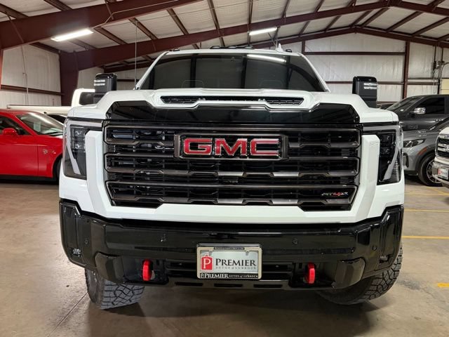 Used 2025 GMC Sierra 2500 AT4X AWD/4WD image 2