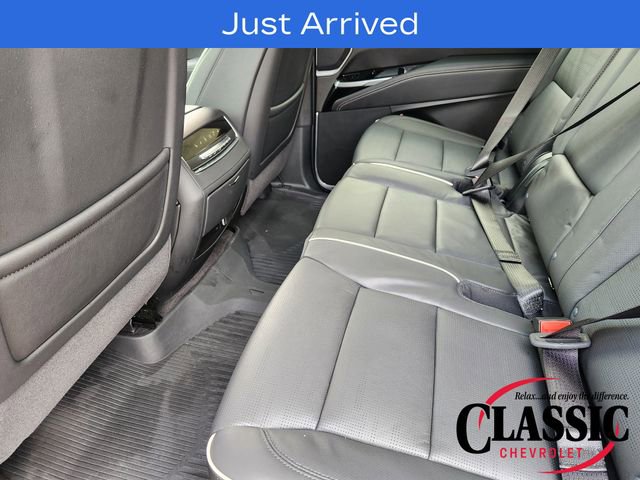 Used 2025 Cadillac Escalade ESV Premium Luxury w/ LPO, Floor Liner Package AWD/4WD image 40