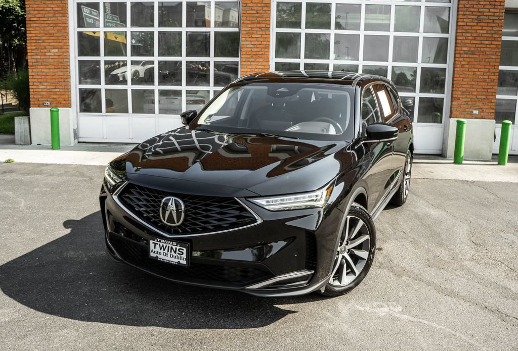 Used 2025 Acura MDX SH-AWD w/ Technology Package image 2