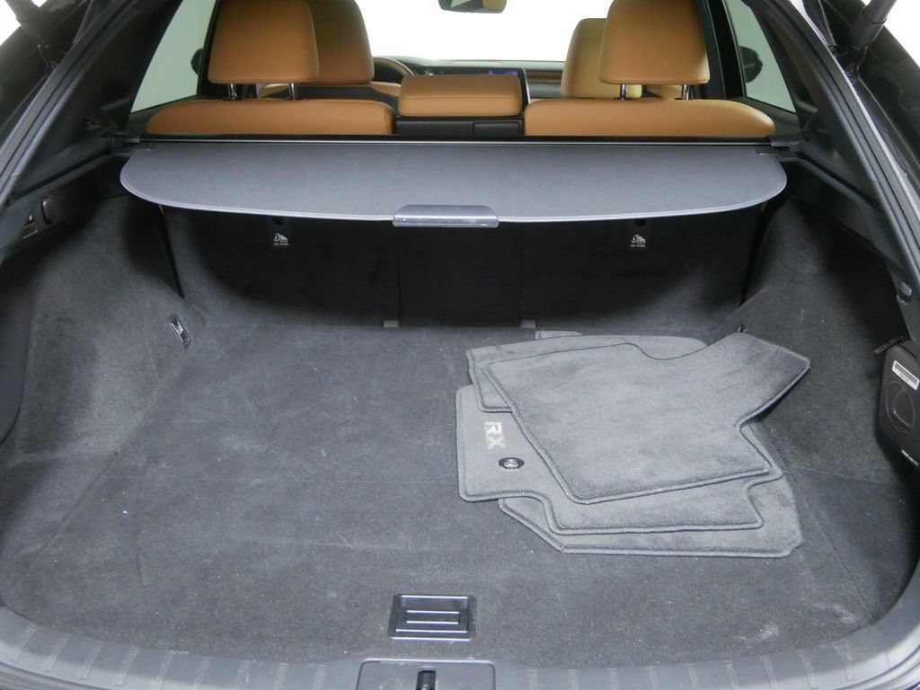 Used 2024 Lexus RX 350 Premium w/ Cold Area Package AWD/4WD image 6