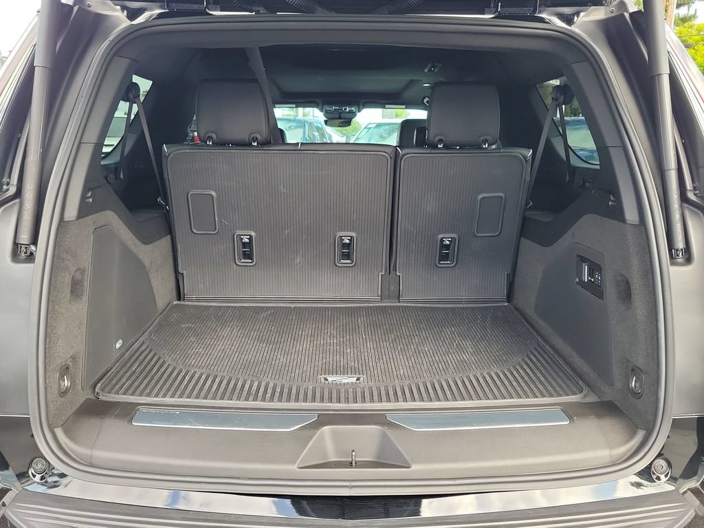 Certified 2025 Cadillac Escalade ESV Sport AWD/4WD image 26