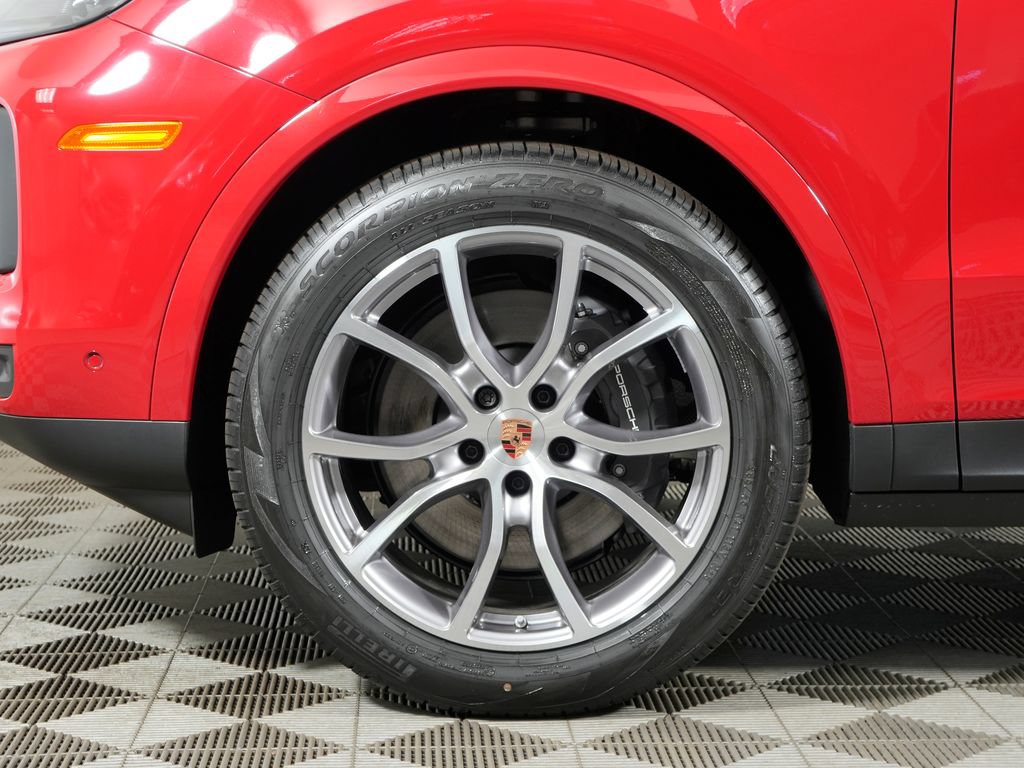 New 2026 Porsche Cayenne AWD/4WD image 13