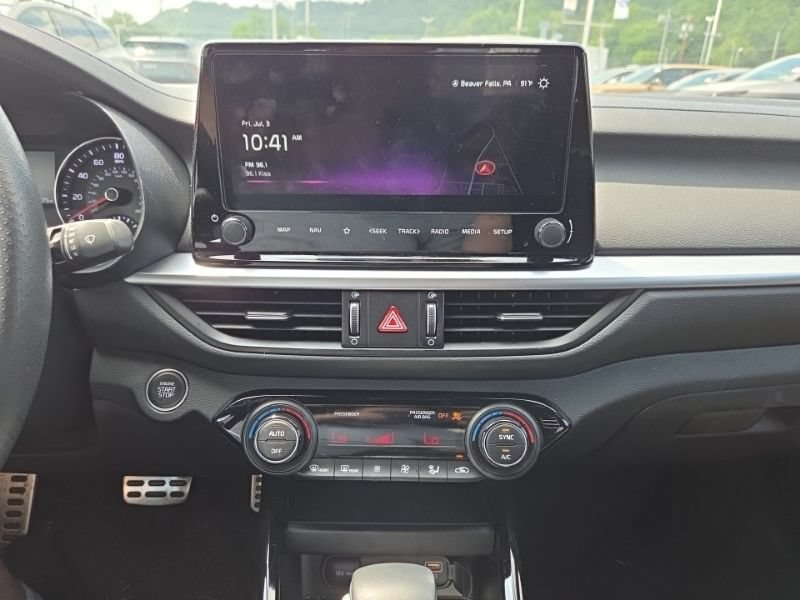 Used 2024 Kia Forte GT-Line FWD image 13