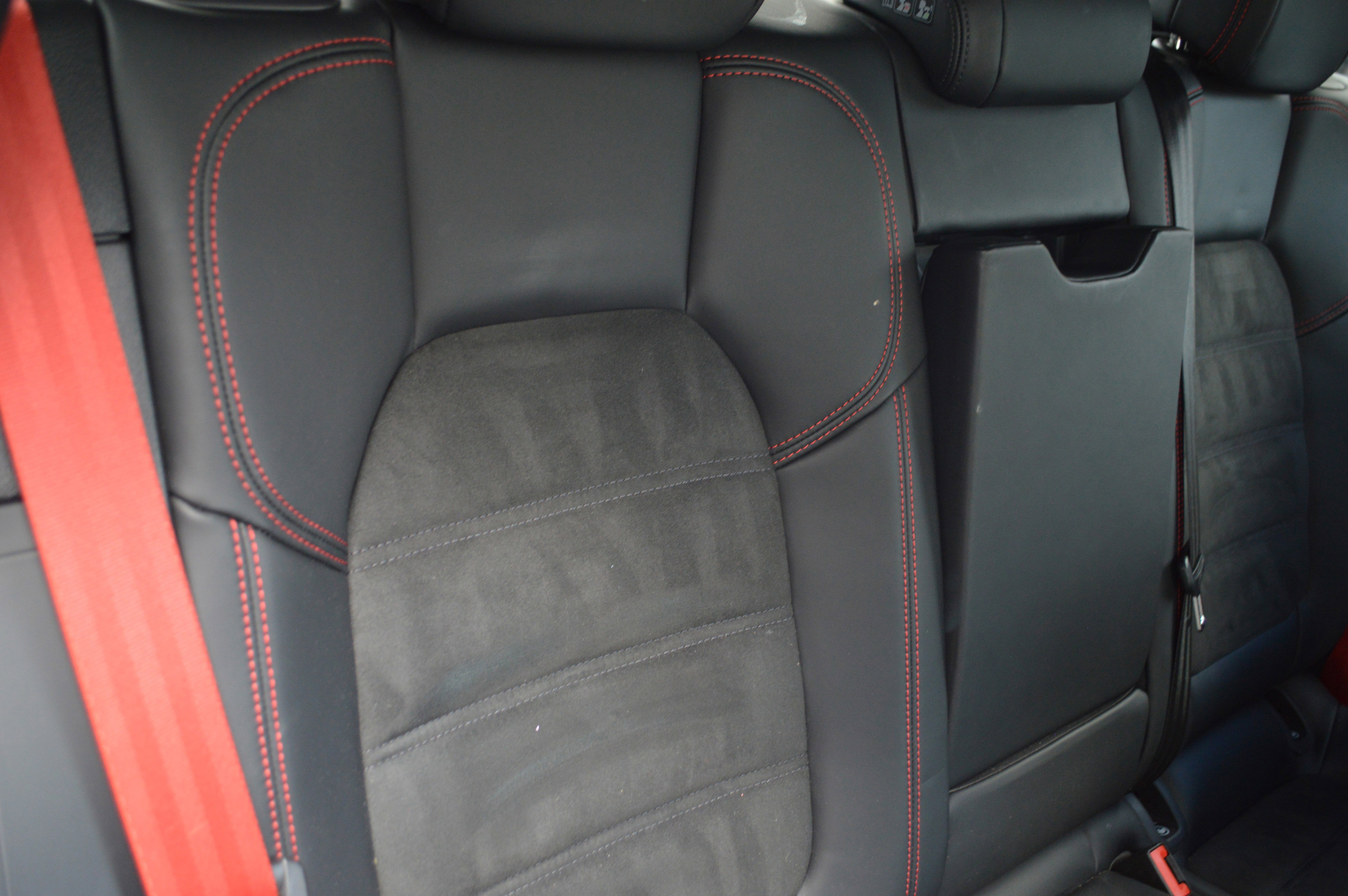 Used 2023 Porsche Macan GTS image 36