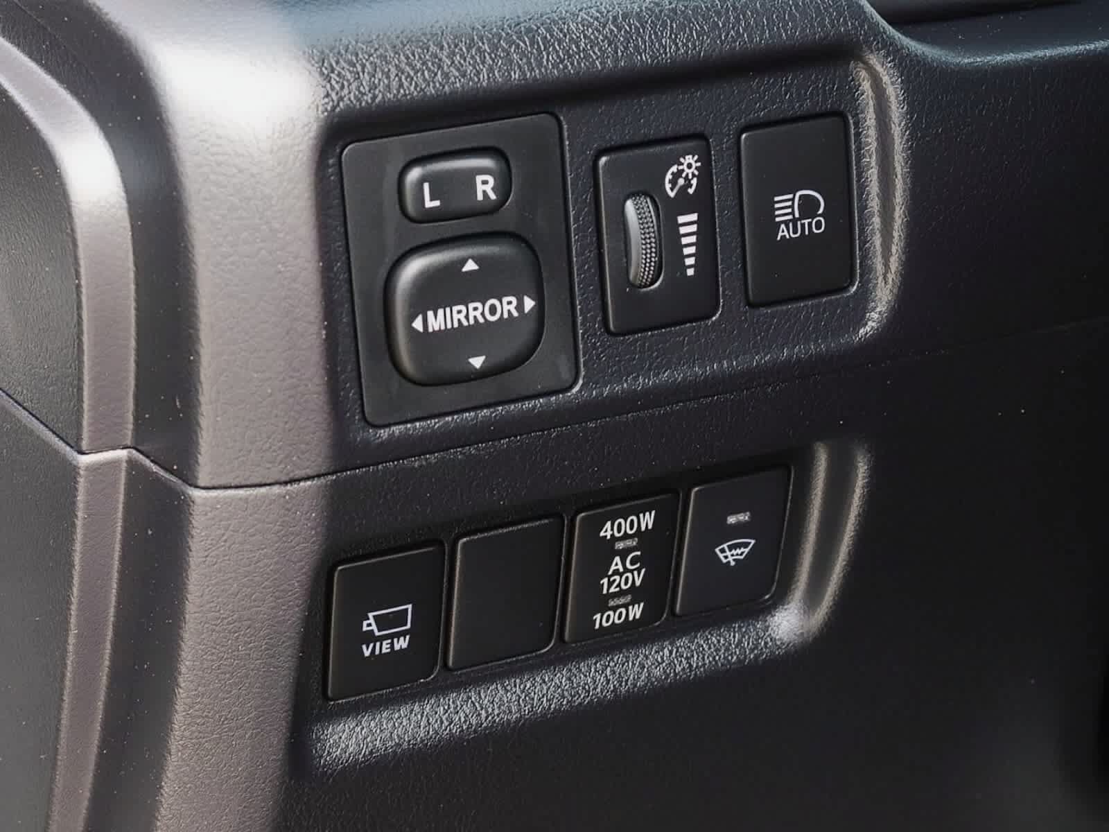 Used 2024 Toyota 4Runner TRD Off-Road Premium w/ Off Road Premium Plus Package AWD/4WD image 32