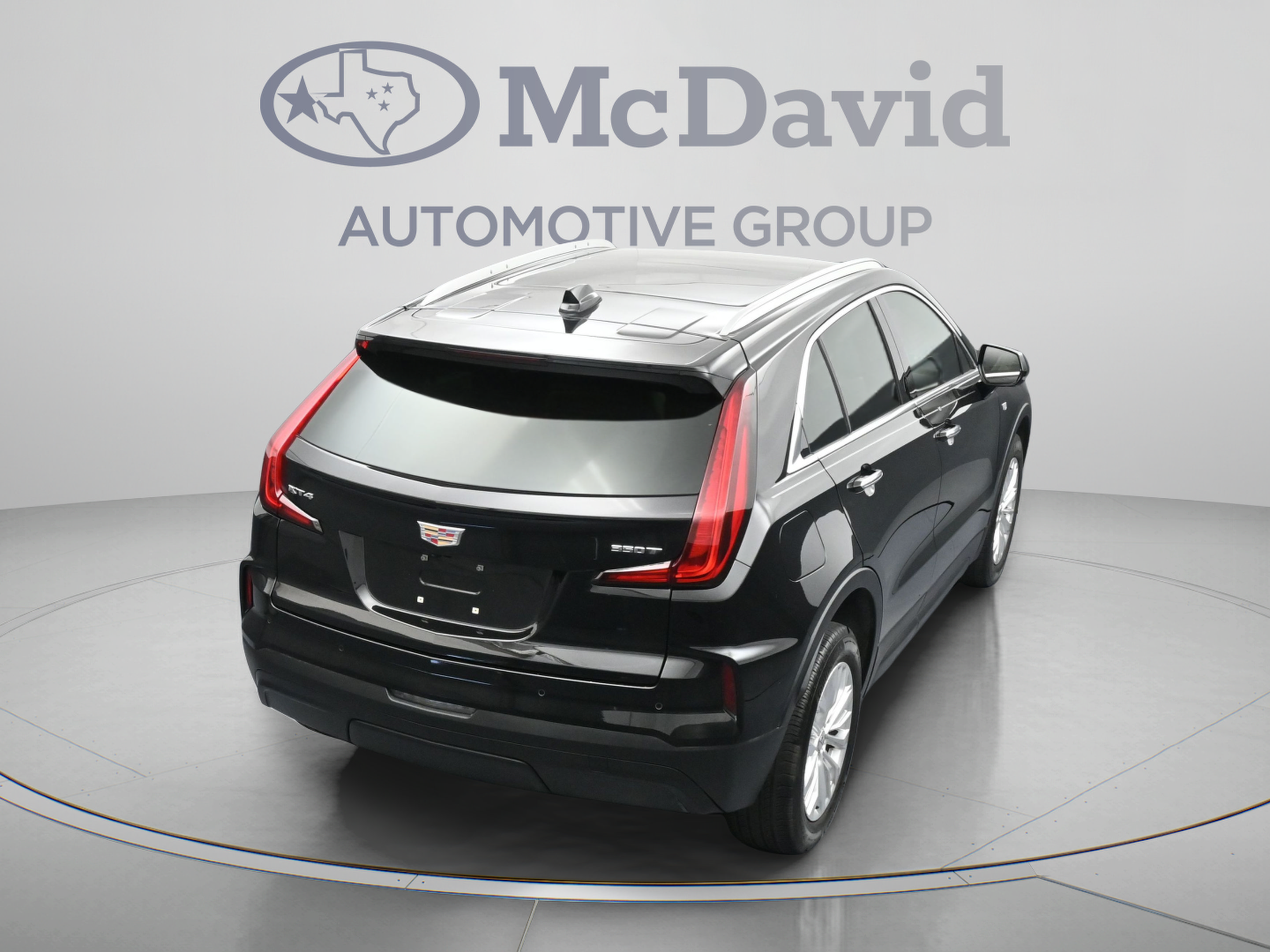 Used 2024 Cadillac XT4 Luxury w/ Cold Weather Package FWD image 39