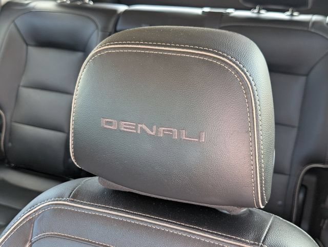 Used 2020 GMC Terrain Denali w/ Denali Premium Package AWD/4WD image 18