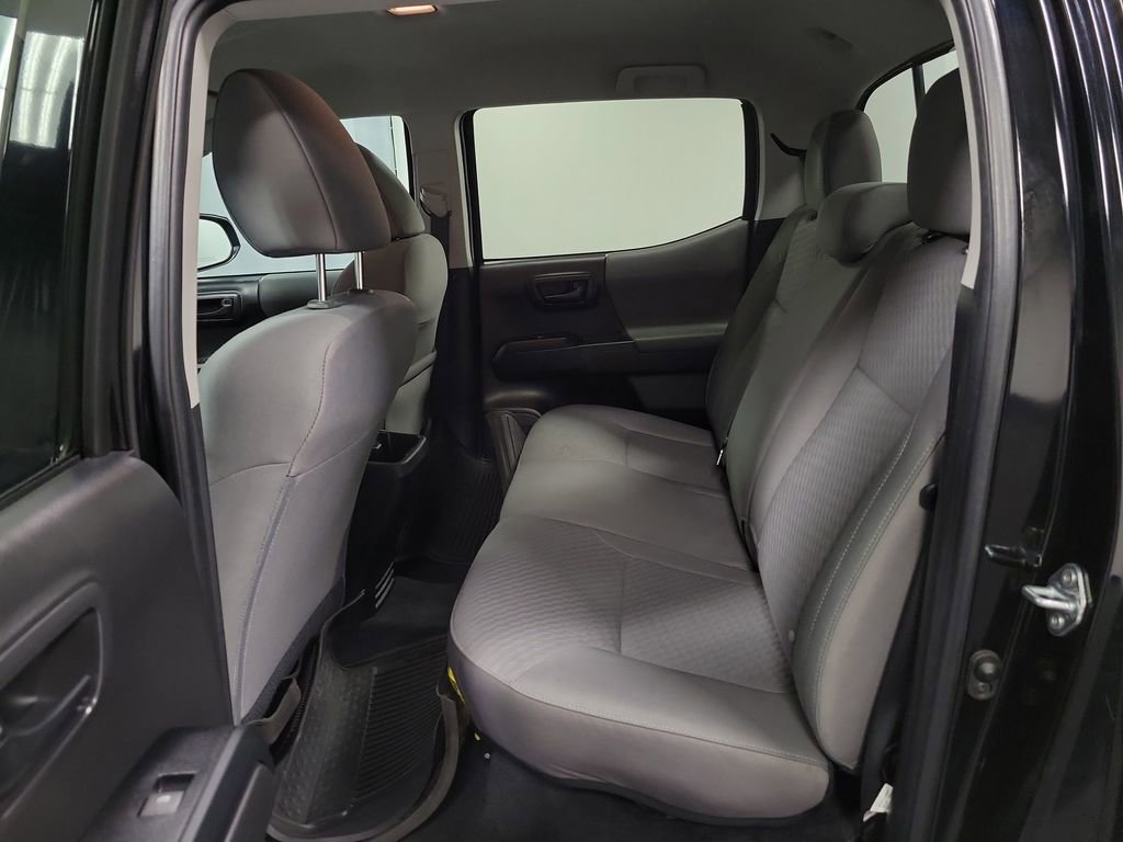 Used 2022 Toyota Tacoma SR image 22