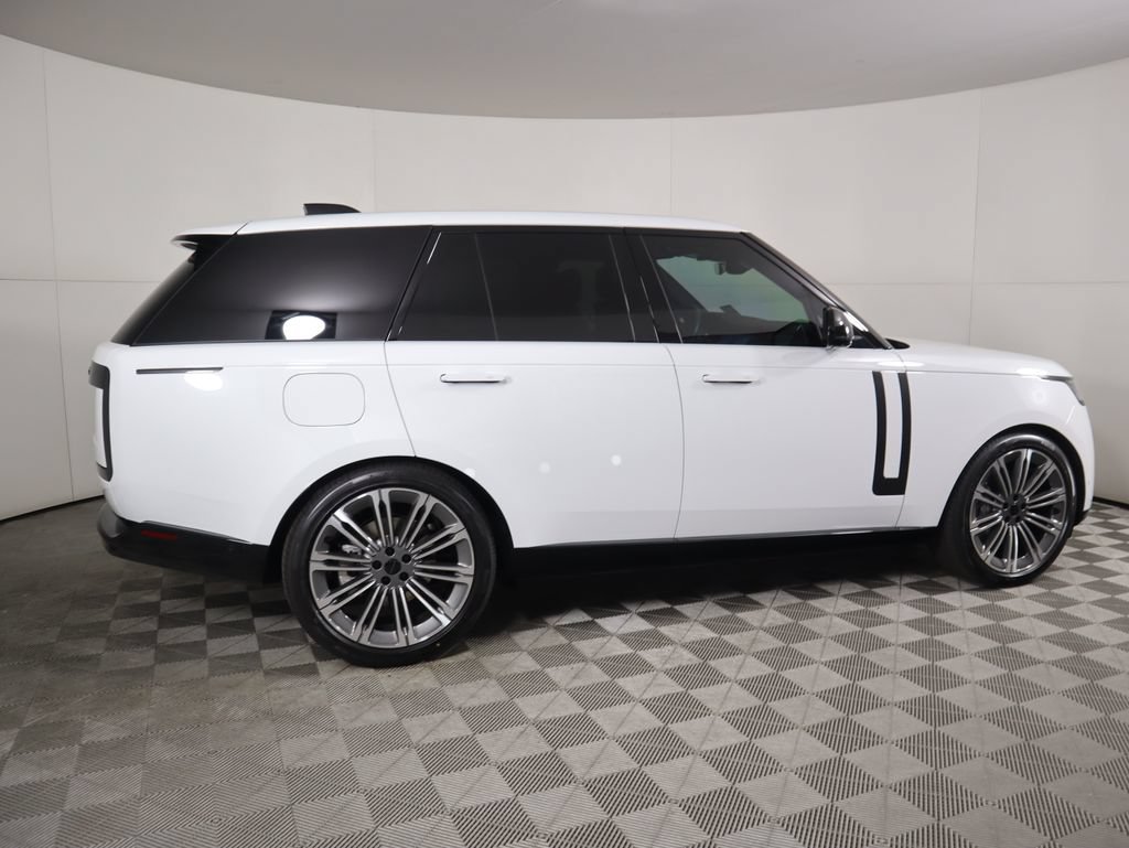 New 2026 Land Rover Range Rover SE AWD/4WD image 4