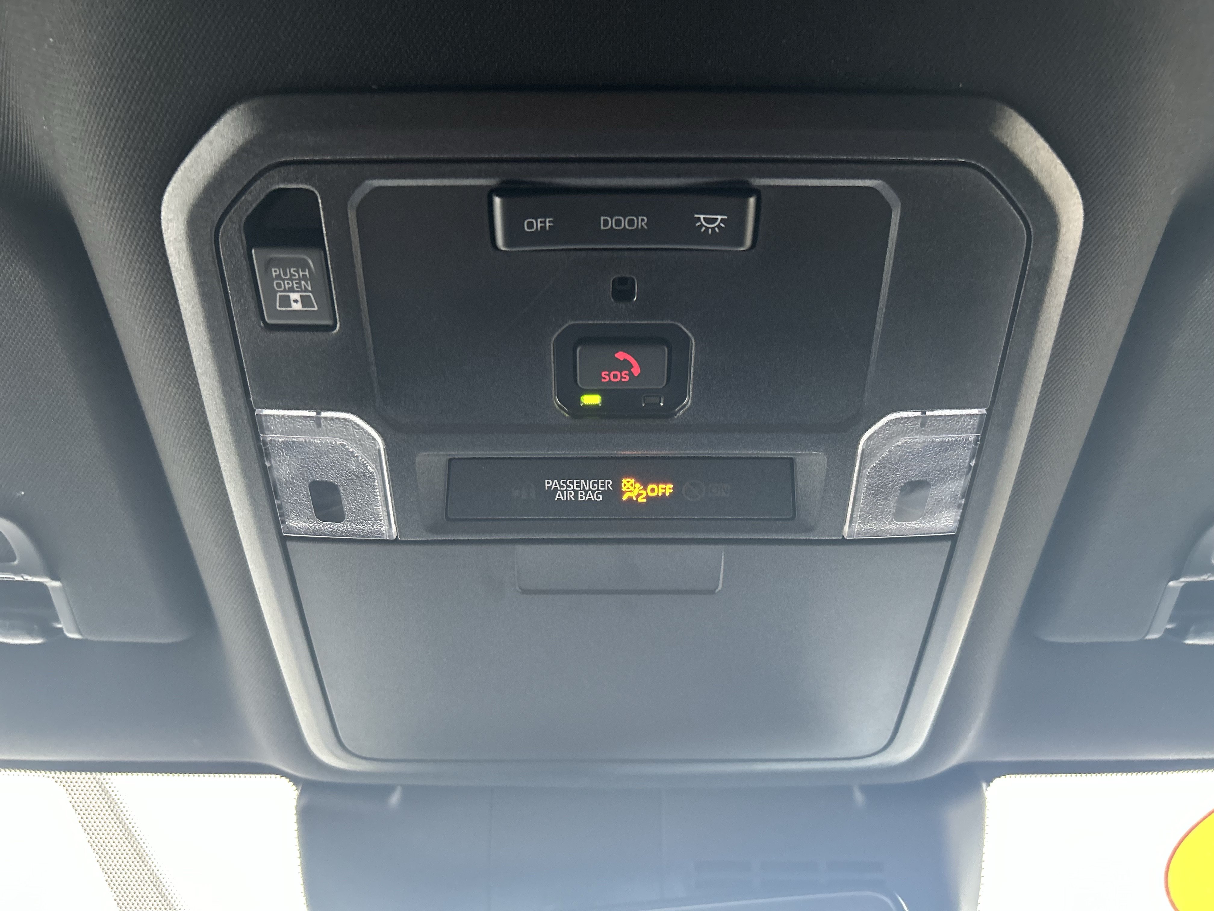 Certified 2024 Toyota Tacoma SR5 AWD/4WD image 33