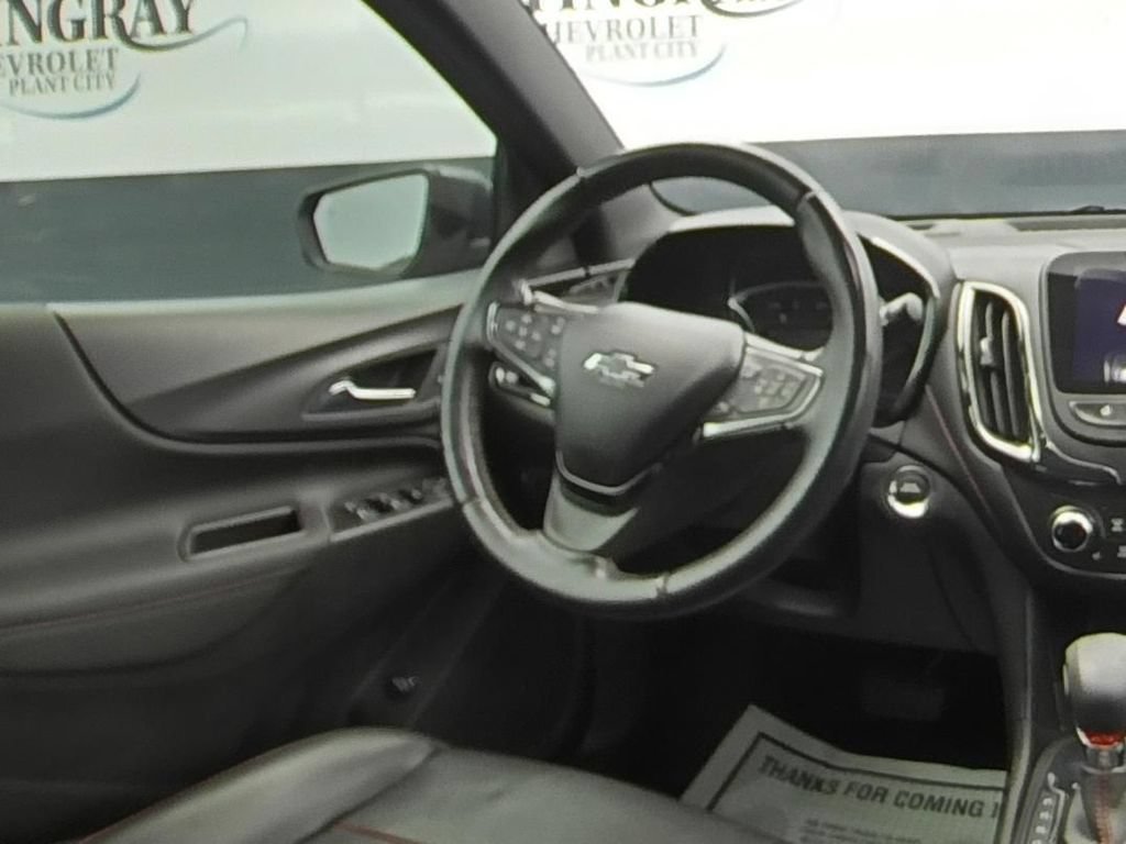 Used 2022 Chevrolet Equinox RS w/ RS Leather Package FWD image 16
