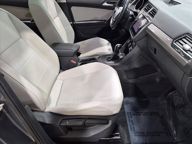 Used 2018 Volkswagen Tiguan SEL FWD image 23