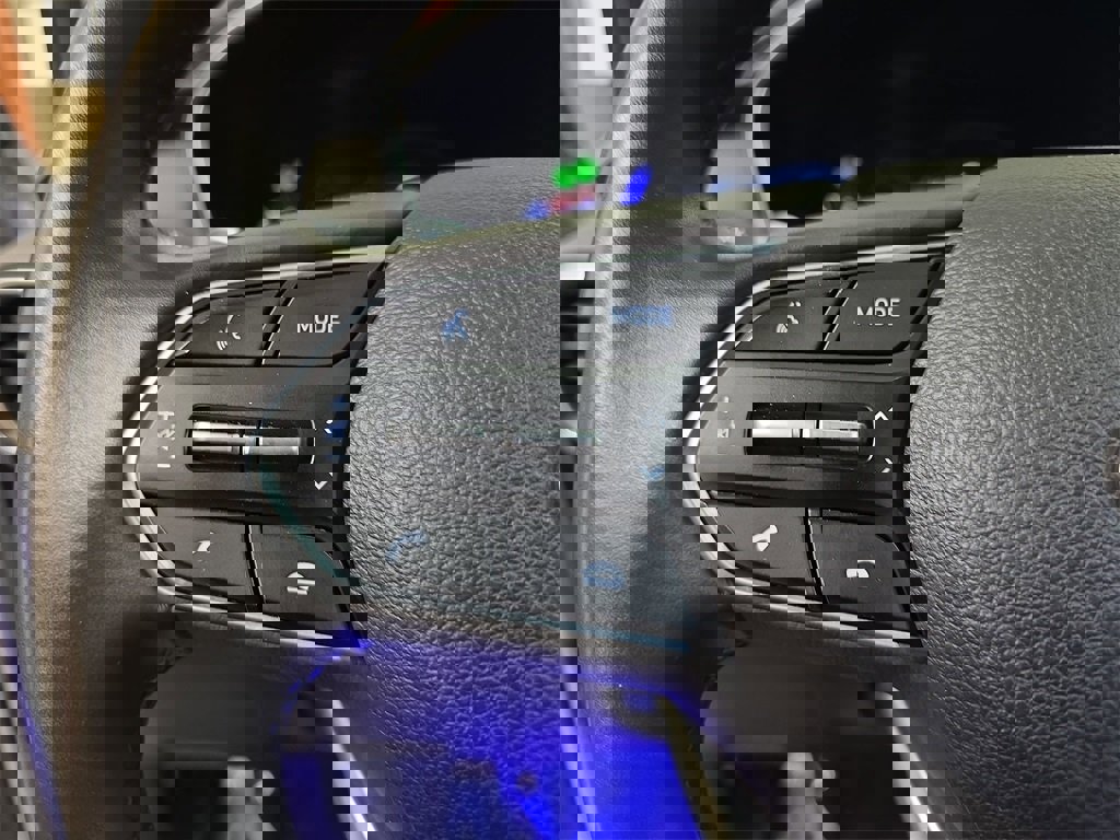 Used 2019 Hyundai Santa Fe Limited image 20