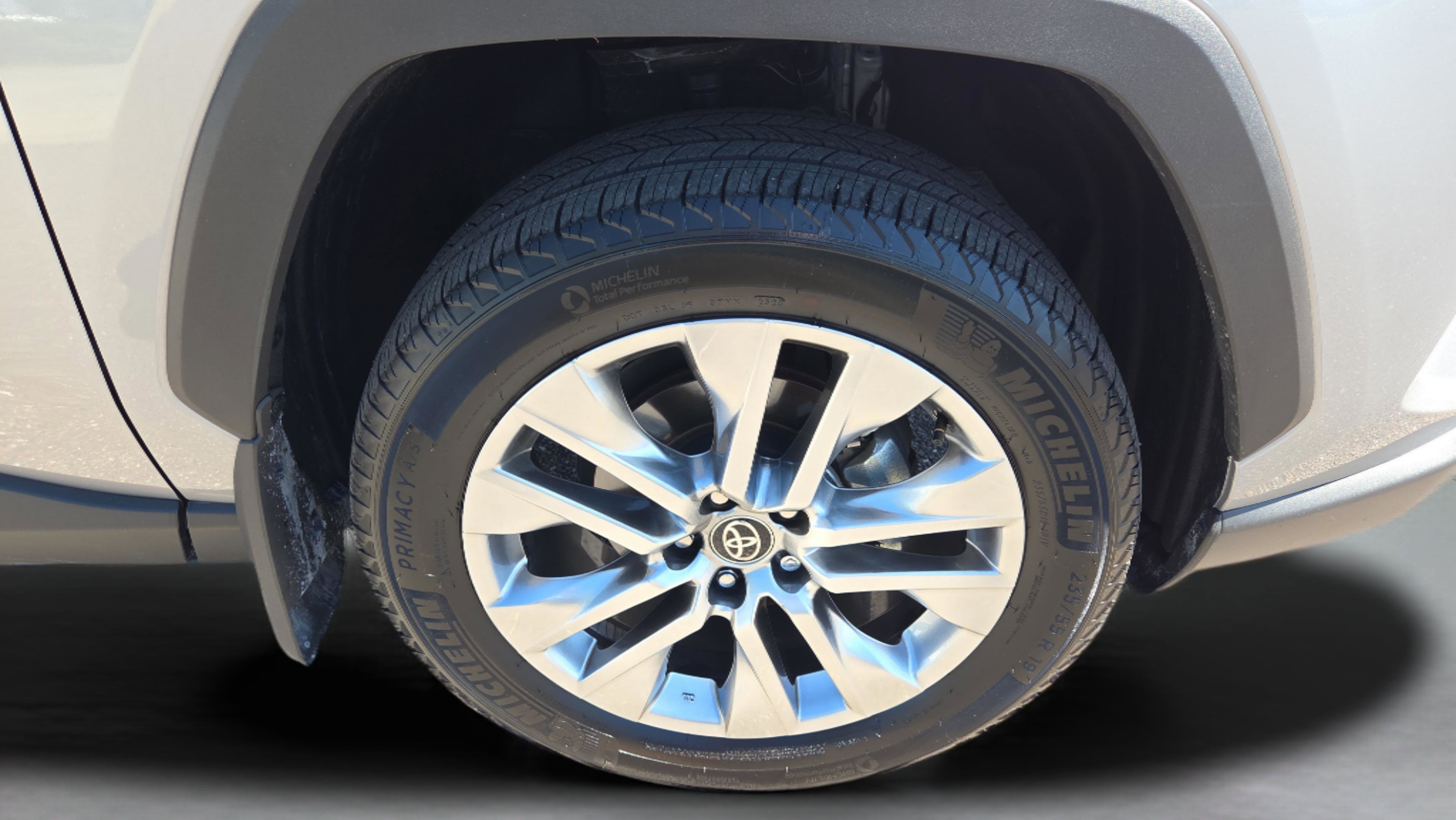 Certified 2025 Toyota RAV4 XLE Premium image 20