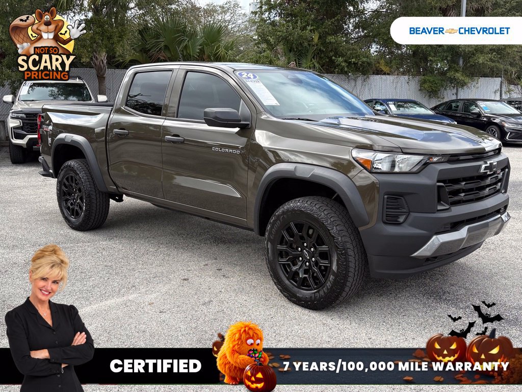 Used 2024 Chevrolet Colorado Trail Boss w/ Advanced Trailering Package AWD/4WD image 9