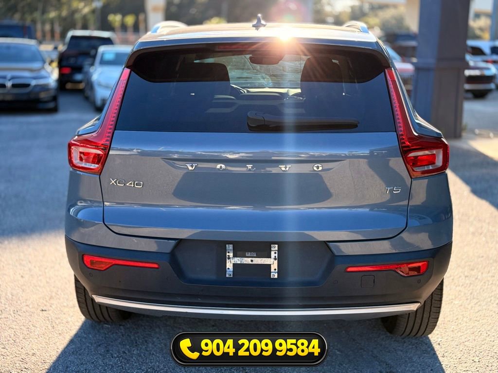 Used 2020 Volvo XC40 T5 Momentum w/ Protection Package Premier image 5