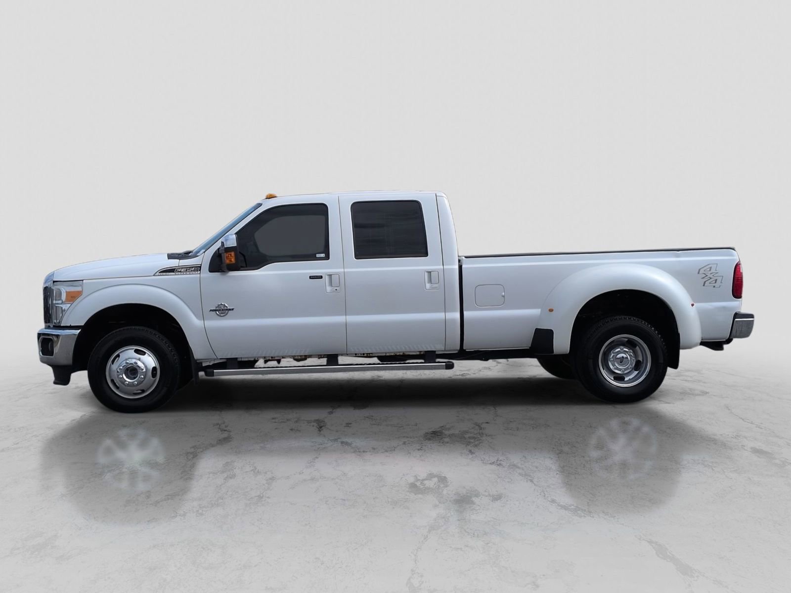 Used 2014 Ford F350 Lariat w/ Lariat Ultimate Package video 3
