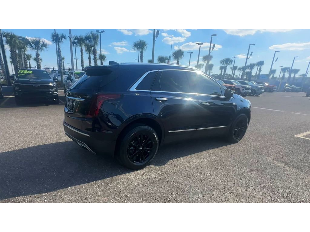Used 2021 Cadillac XT5 Premium Luxury FWD image 4
