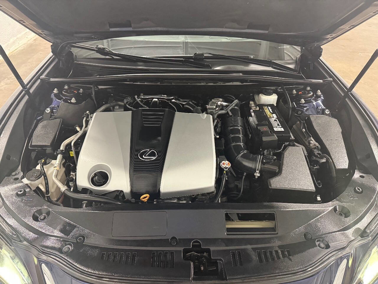 Used 2019 Lexus ES 350 image 26