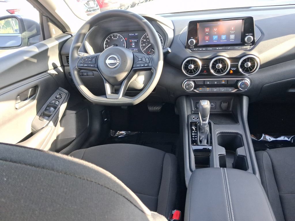 Used 2025 Nissan Sentra S FWD image 18
