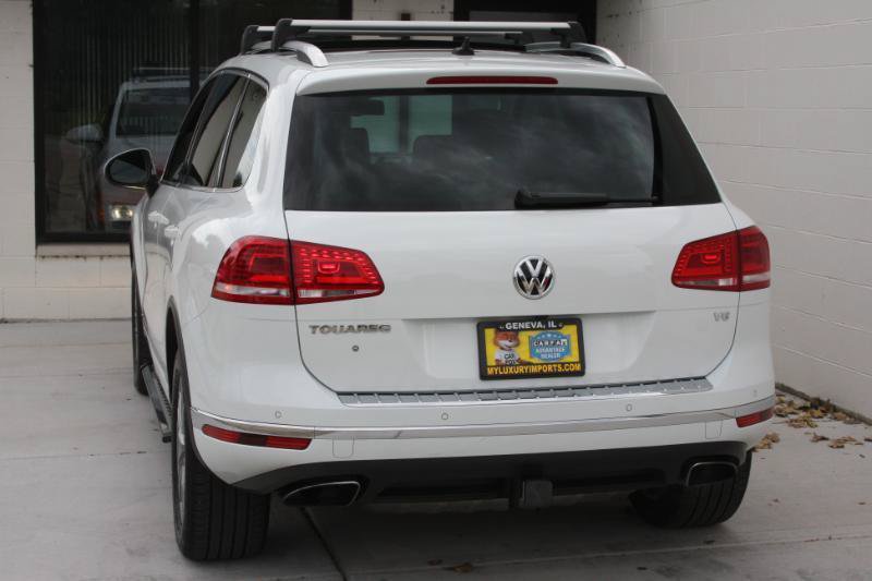 Used 2016 Volkswagen Touareg VR6 AWD/4WD image 8