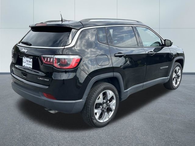 Used 2019 Jeep Compass Limited w/ Safety & Security Group AWD/4WD image 3