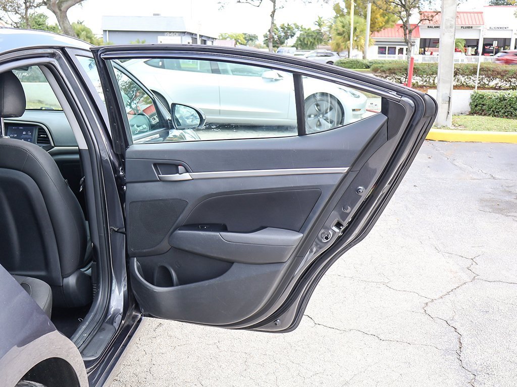 Used 2020 Hyundai Elantra SEL w/ Cargo Package (C1) image 23