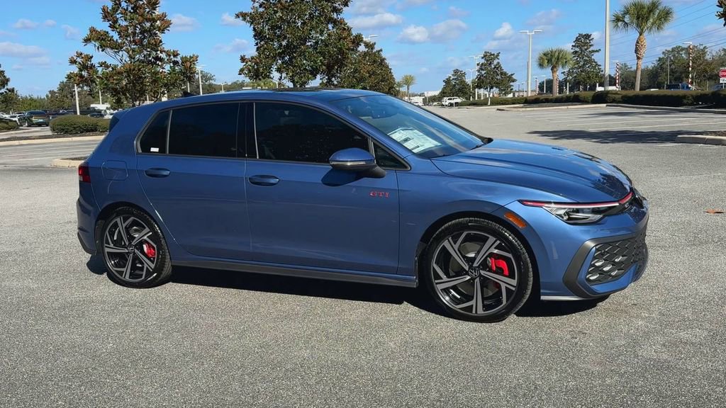 New 2026 Volkswagen GTI SE image 2