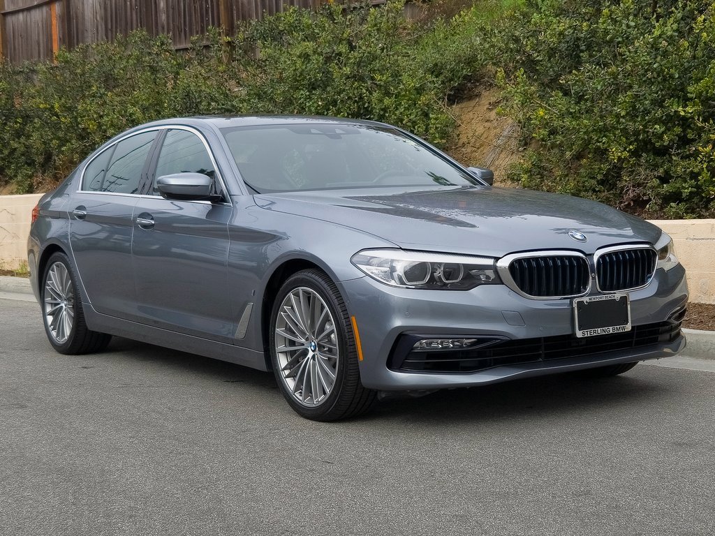 Used 2018 BMW 530e image 2