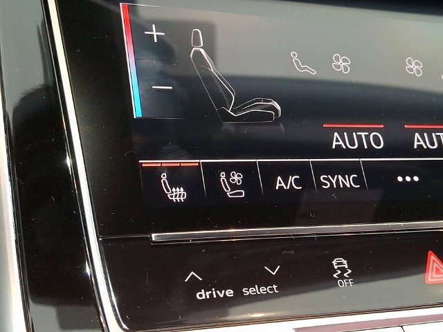New 2026 Audi SQ7 Premium Plus AWD/4WD image 18
