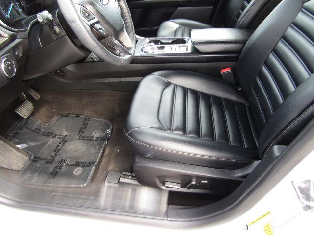 Used 2020 Ford Fusion SEL FWD image 14