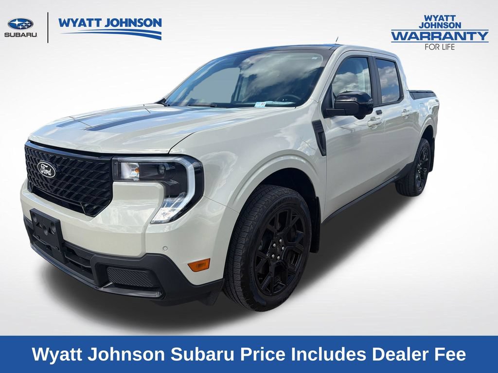 Used 2025 Ford Maverick Lariat w/ Black Appearance Package AWD/4WD image 1