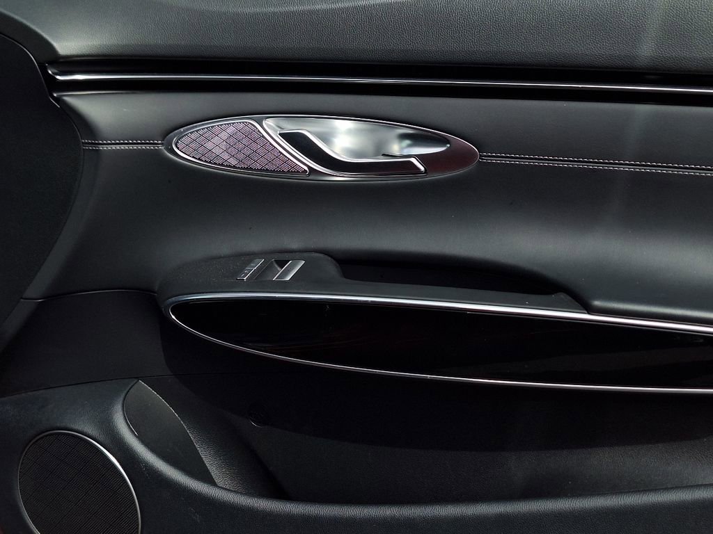 Used 2025 Genesis GV70 2.5T image 28