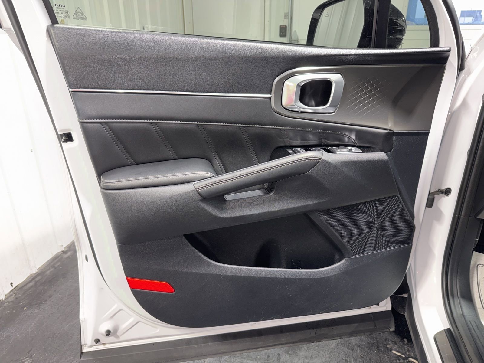 Used 2022 Kia Sorento SX FWD image 21