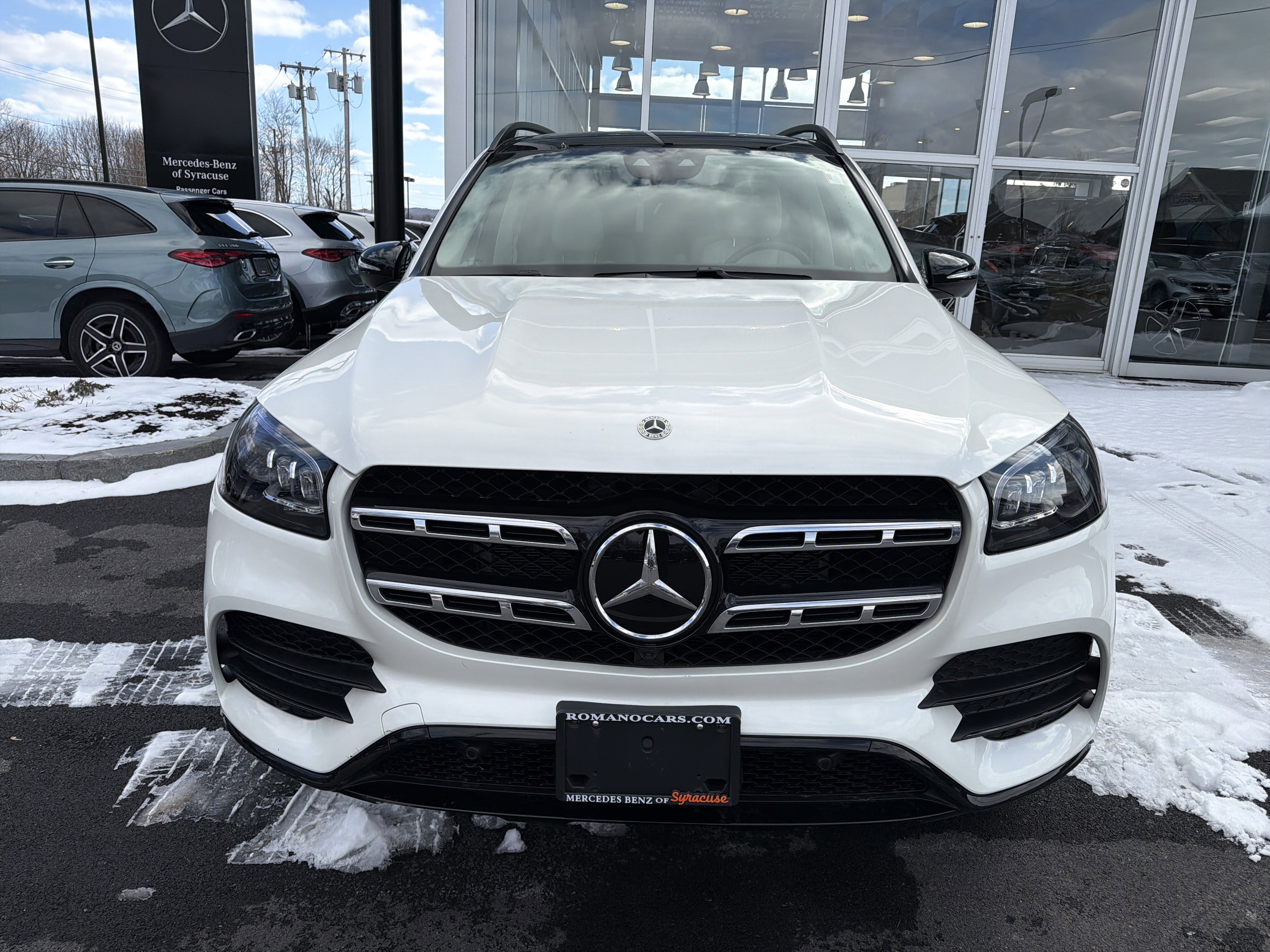 Used 2022 Mercedes-Benz GLS 450 4MATIC image 3