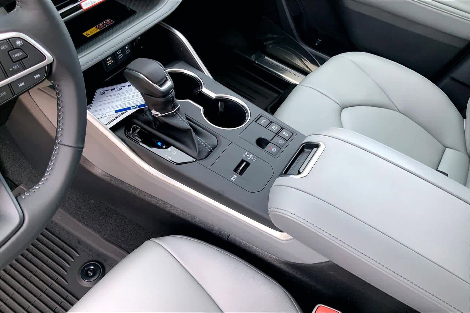 New 2026 Toyota Highlander XLE AWD/4WD image 7