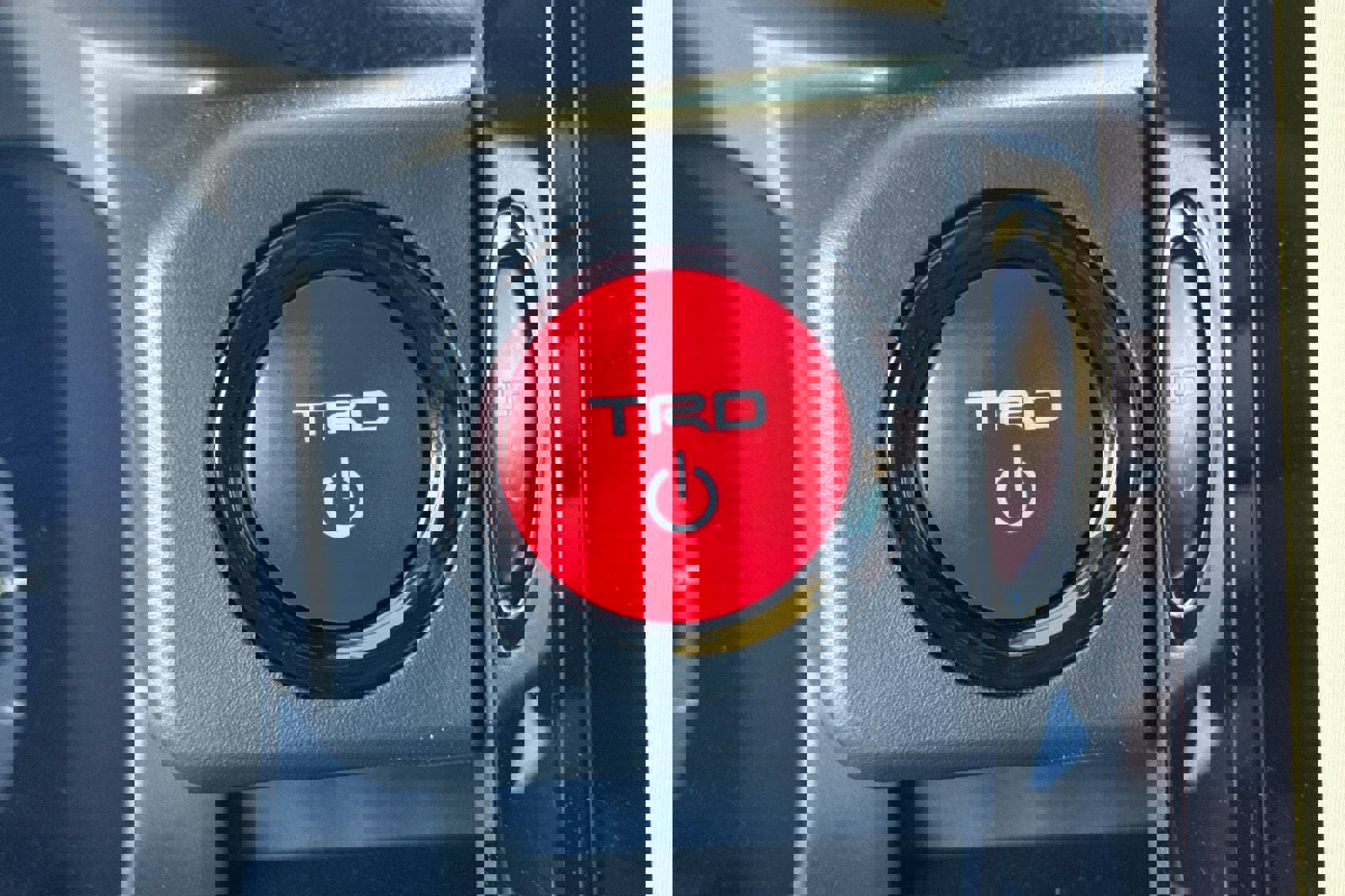 New 2025 Toyota Tacoma TRD Off-Road image 24