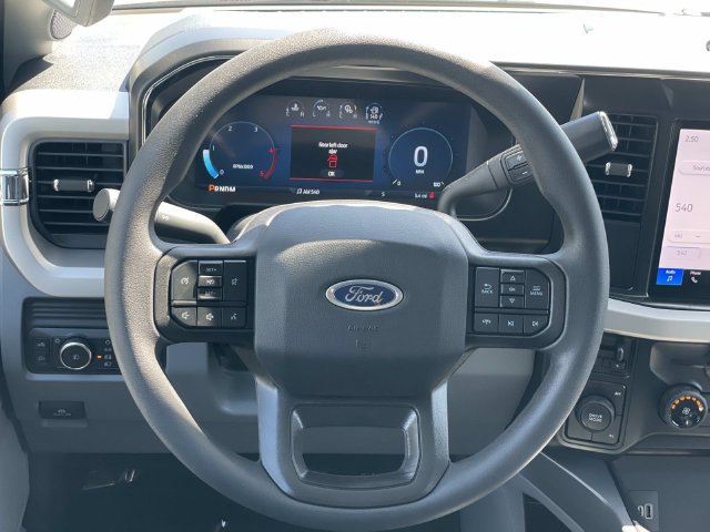 New 2026 Ford F350 XLT w/ XLT Premium Package AWD/4WD image 7