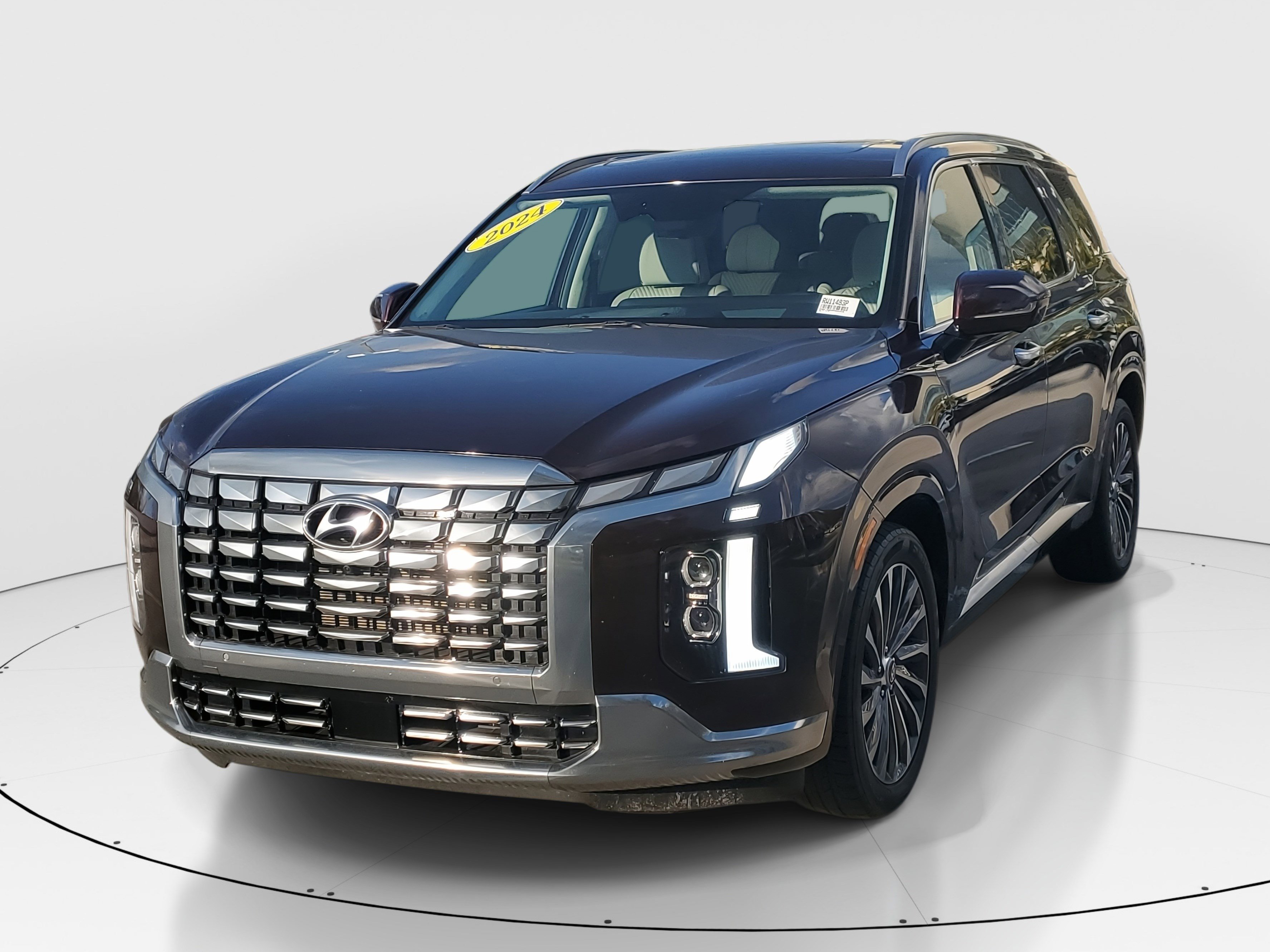 Used 2024 Hyundai Palisade Calligraphy image 6