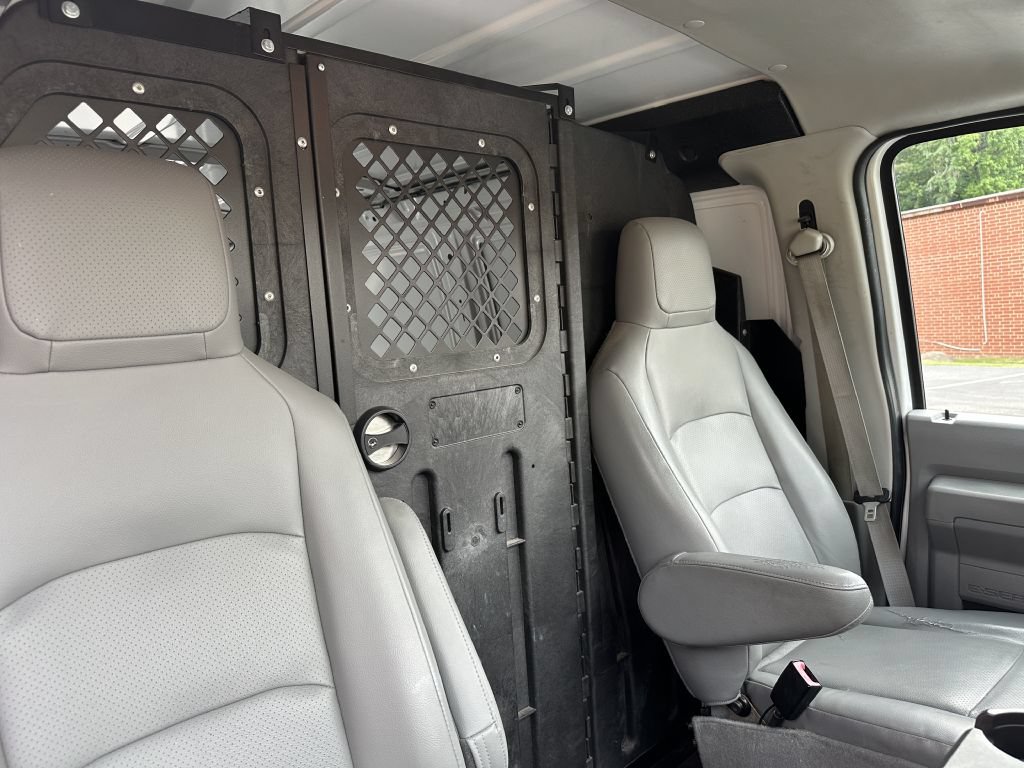 Used 2011 Ford E-250 and Econoline 250 w/ PWR Group RWD image 25