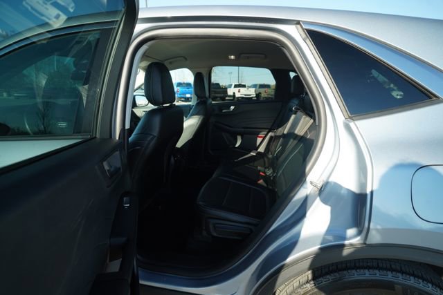 Used 2022 Ford Escape SEL w/ Technology Package image 15