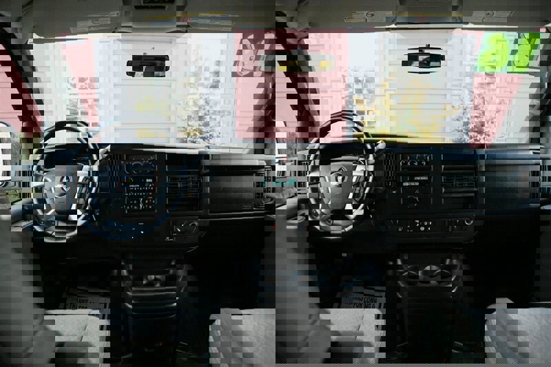 Used 2016 Chevrolet Express 3500 LT w/ LT Preferred Equipment Group image 17