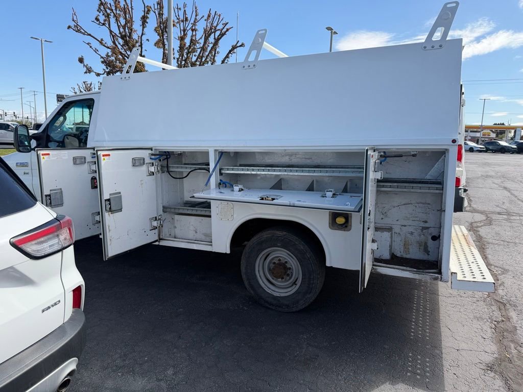 Used 2013 Ford E-350 and Econoline 350 Super Duty w/ PWR Locks & Windows Group RWD image 4