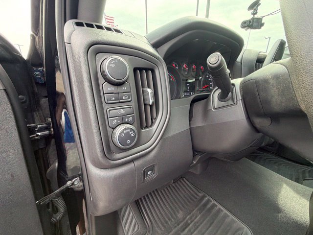 Used 2024 Chevrolet Silverado 1500 Custom AWD/4WD image 63