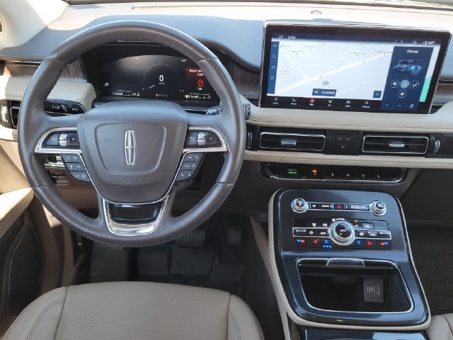 Certified 2023 Lincoln Nautilus Reserve w/ Equipment Group 201A AWD/4WD image 9